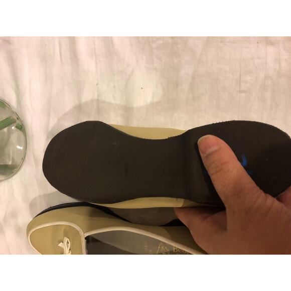 BELGIAN BEIGE WHITE TRIM LOAFER SHOE SIZE 5 (TAC600 - Picture 9 of 11